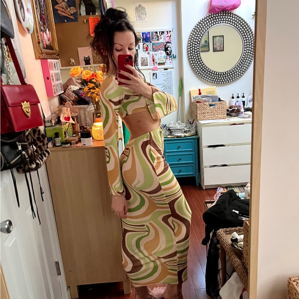 Swirl 1970s Dress